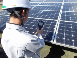 太陽光発電メンテナンス　サーモカメラ