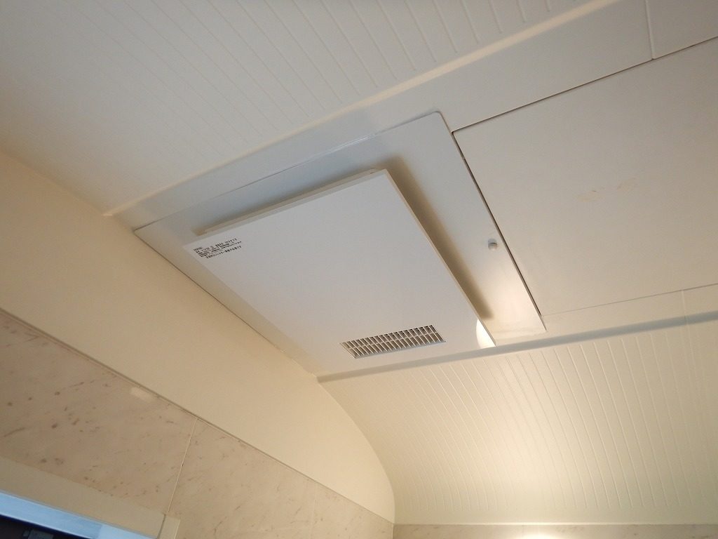 カワックから電気式の浴室乾燥暖房機に取替工事 K様邸 | 京都府城陽市 