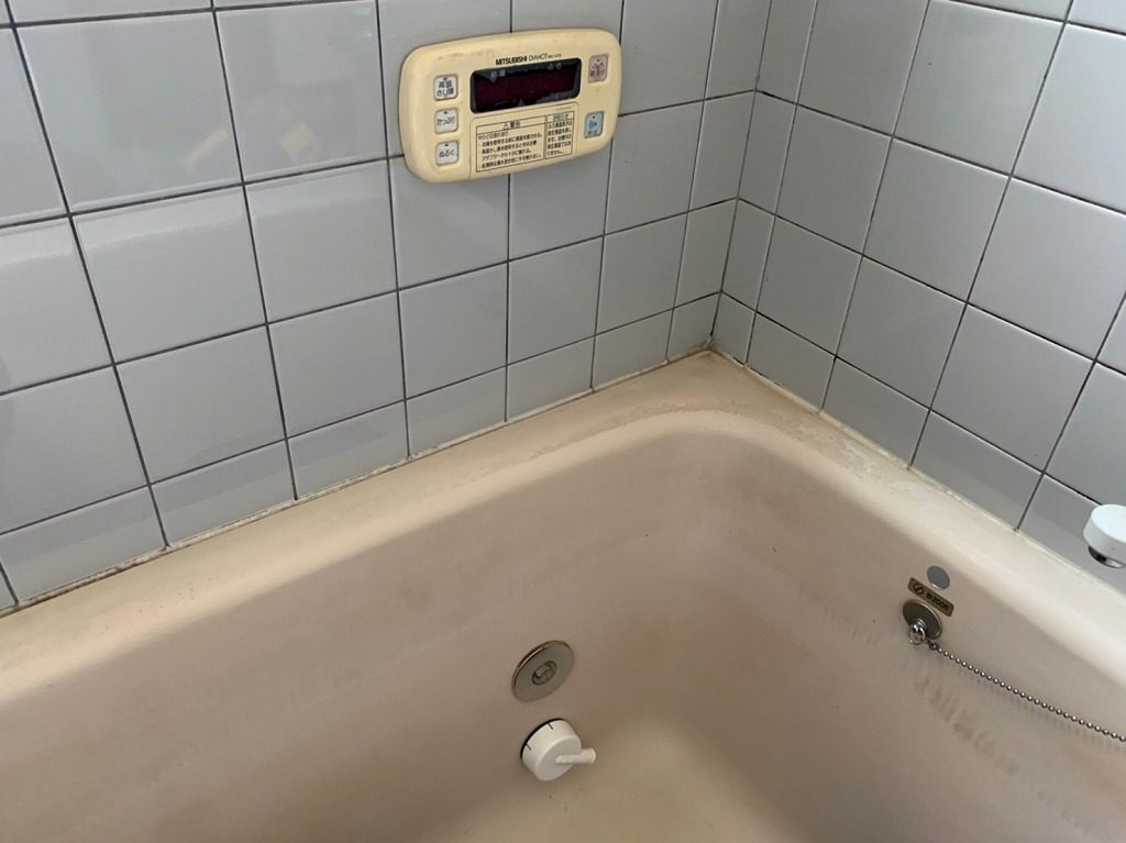 電気温水器の風呂リモコン