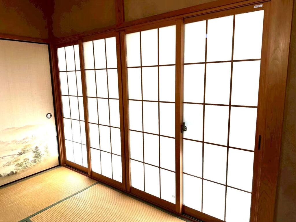 和室に内窓 (2)
