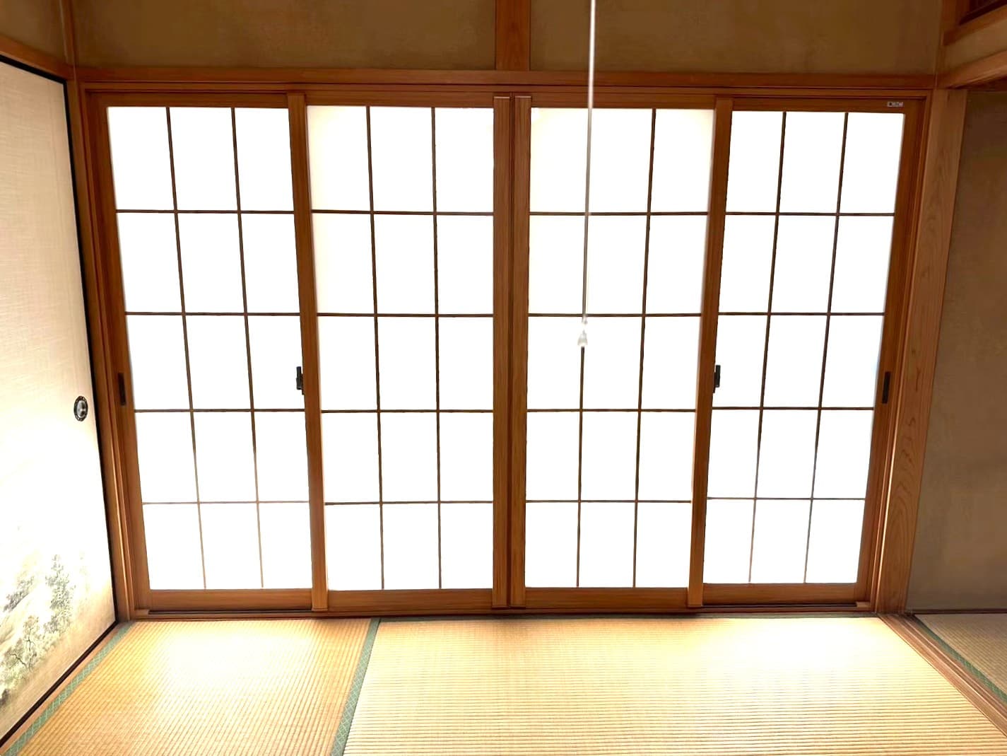 和室にインプラス
